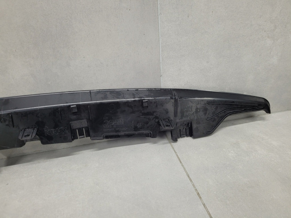Zaštita maskownica zaślepka kratki ozdobnej BMW 5 G60 G61 23-