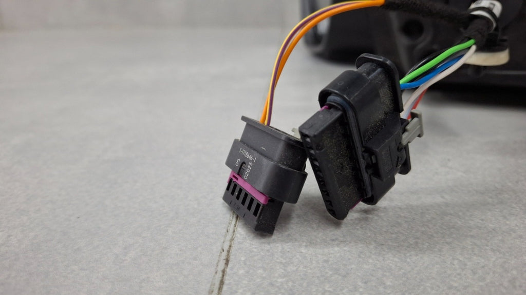 Lusterko lijevi Fiat Grande Panda LED 9 PIN (7+2) 25- kompletan LH