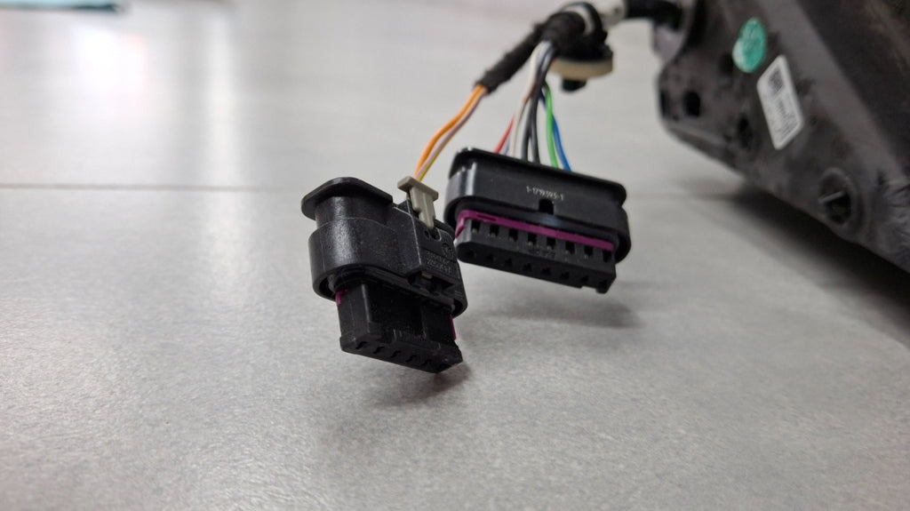 Lusterko lijevi Fiat Grande Panda LED 9 PIN (7+2) 25- kompletan LH