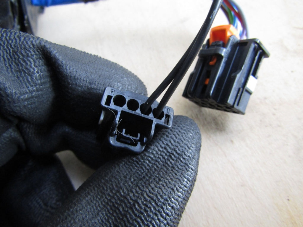 Lusterko desni Peugeot 208 II CORSA F 10+2 PIN 20-