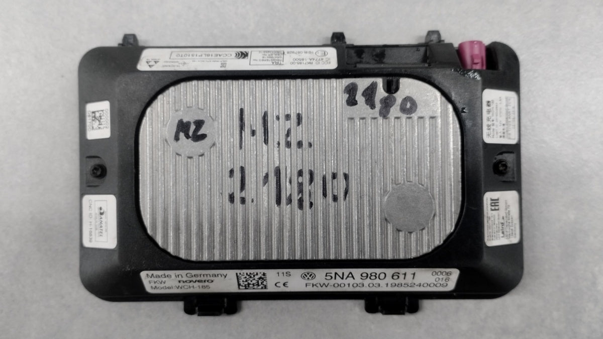 ŁADOWARKA INDUKCYJNA VW SKODA AUDI SEAT 5NA980611