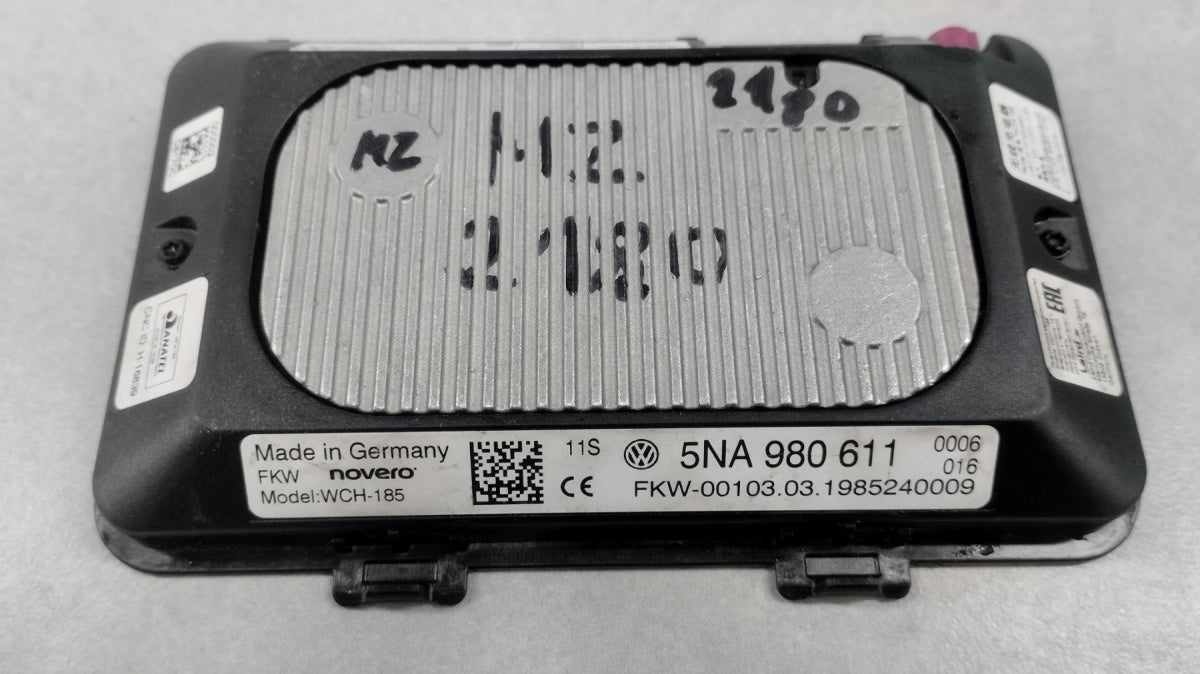 ŁADOWARKA INDUKCYJNA VW SKODA AUDI SEAT 5NA980611