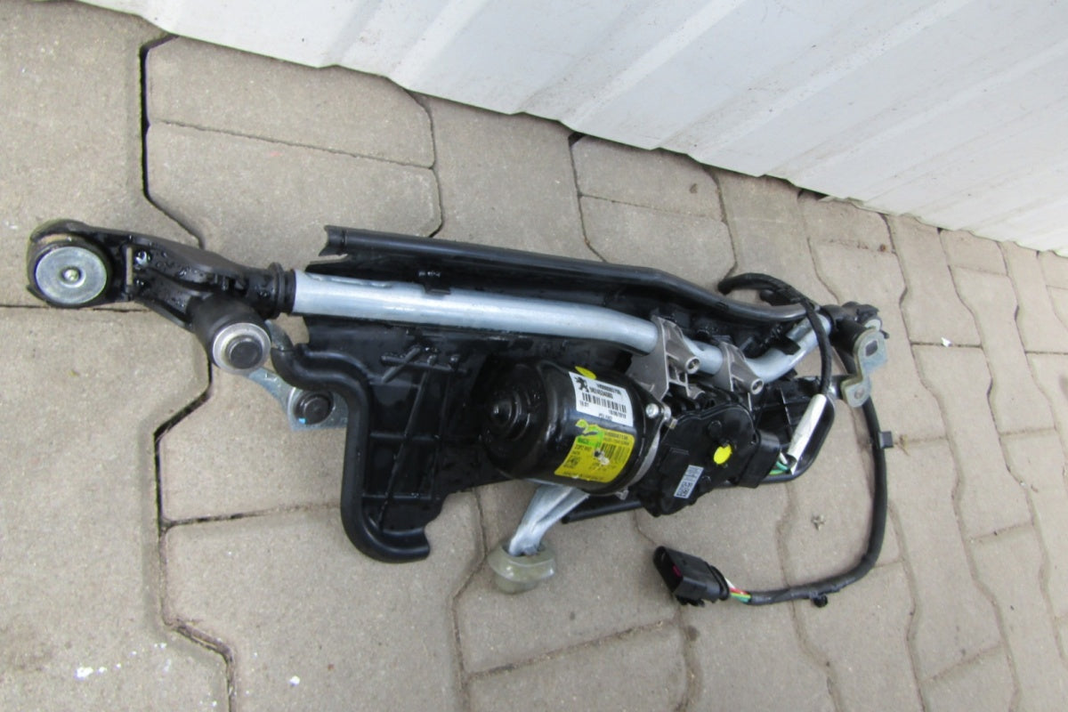 Mechanizm wycieraczek Peugeot 208 Corsa F prednji 19-