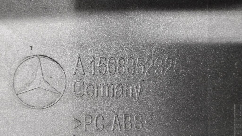 Dodatak branika Mercedes GLA X156 W156 prednji AMG SREBRNA OE A1568852325