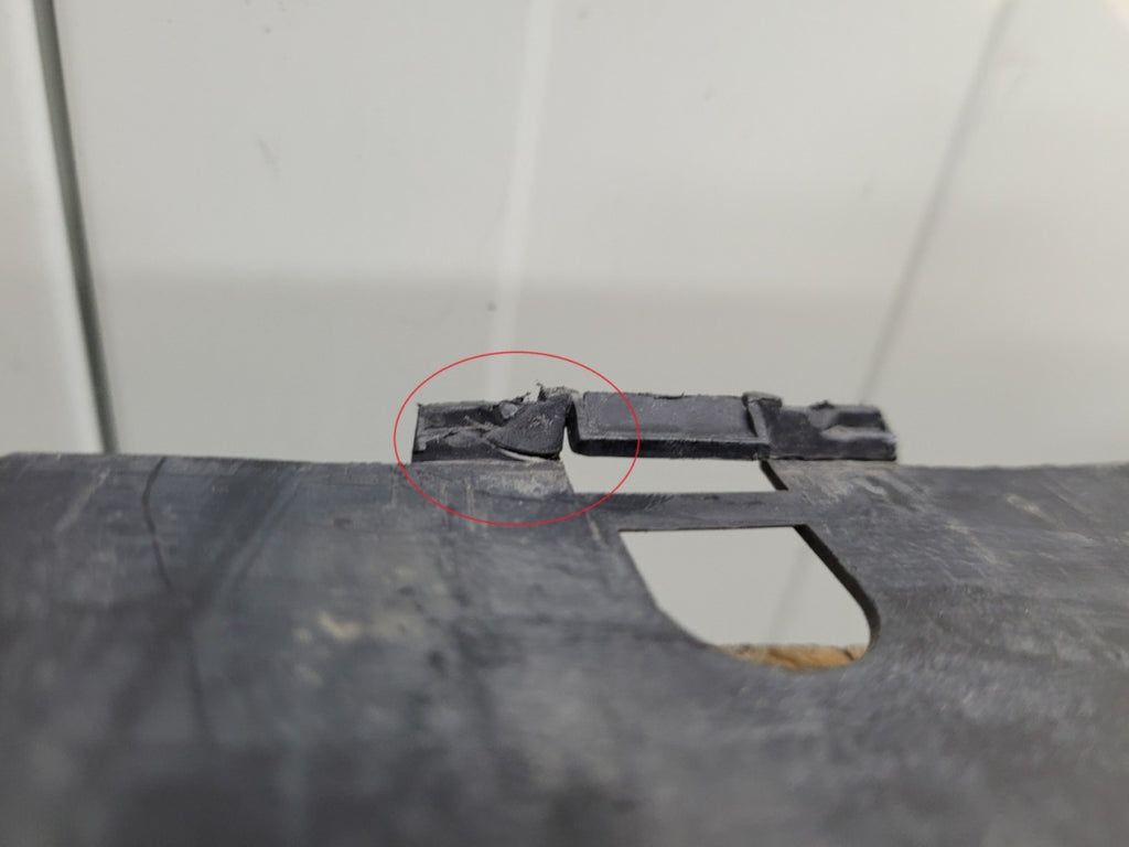 Moduł sensor klapy wzmocnienie wspornik zderzaka zadnji Nissan X-trail T32