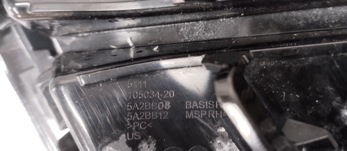 Blatobran obloga a desni prednji BMW X5 G05 lift M-paket 2023-