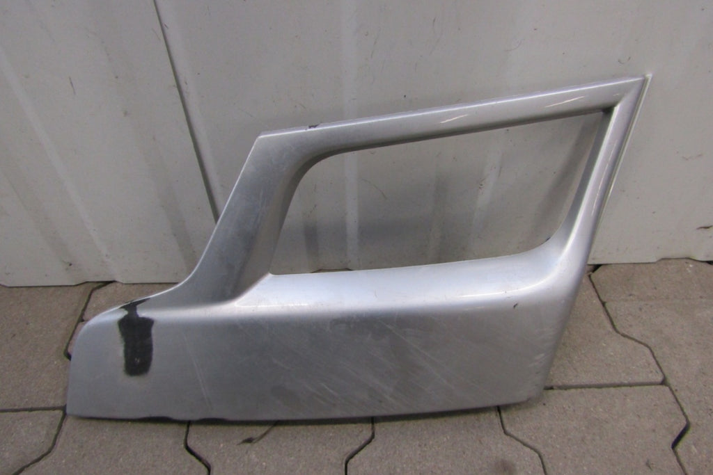 Maska (grill) obloga ramka a desna NISSAN NV400 2010-