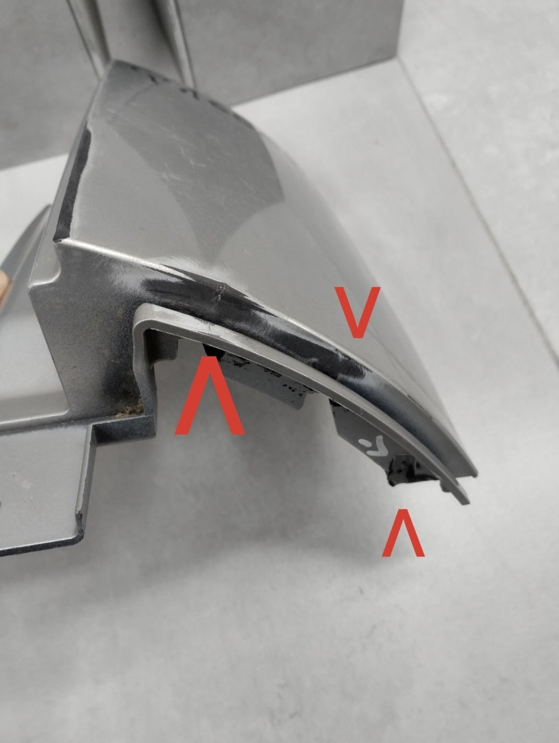 Narożnik listwa desni desni pod lampę NISSAN NOTE I 06-12