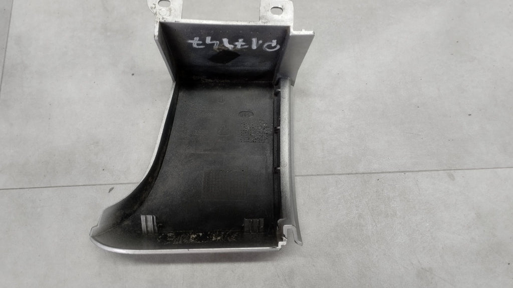 Narożnik lajsna desni zadnji Mercedes Vito 03-14 A6396940825K2