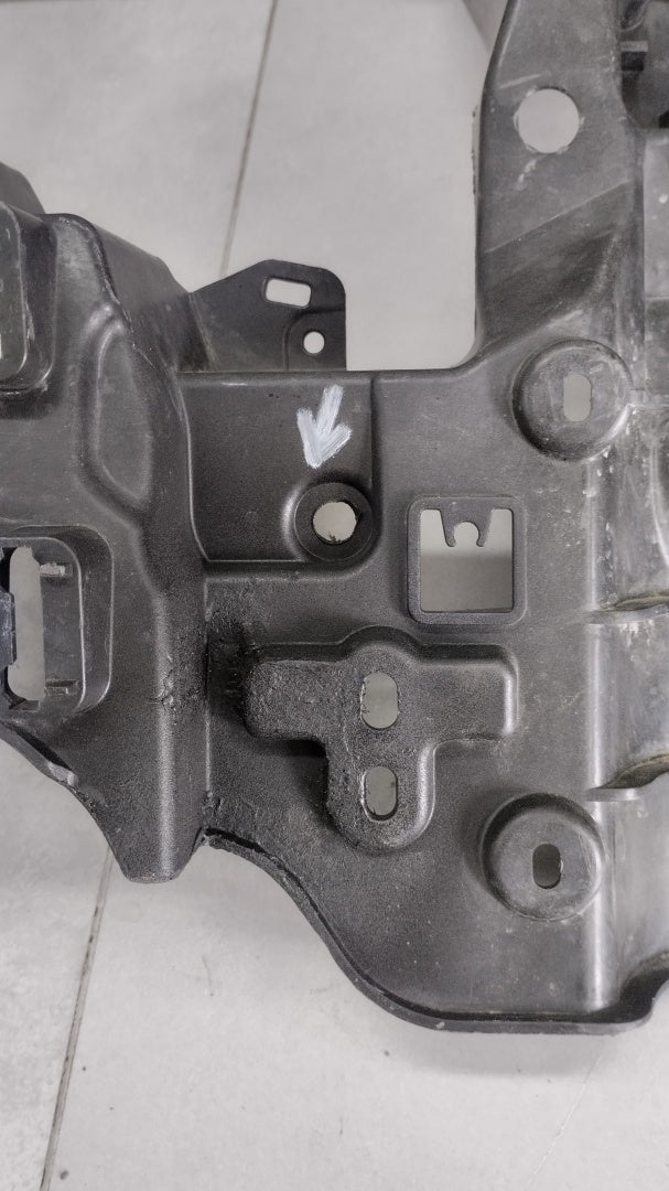 Narożnik oklular stelaż desni Mercedes Actros L Pro Cabin MP6 A9608855565