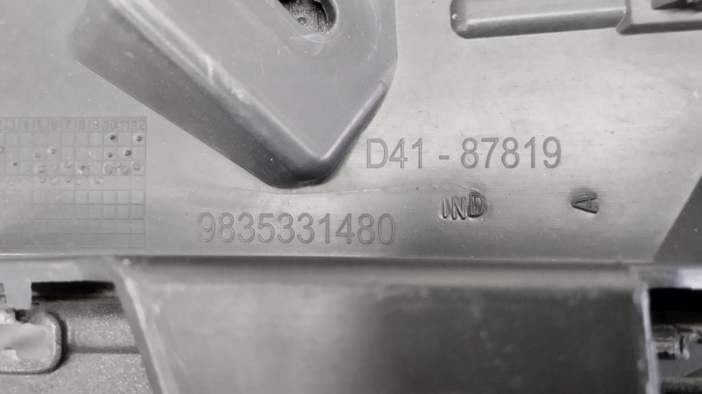 Narożnik zderzaka desni prednji prednji Citroen DS4 II 2 22-