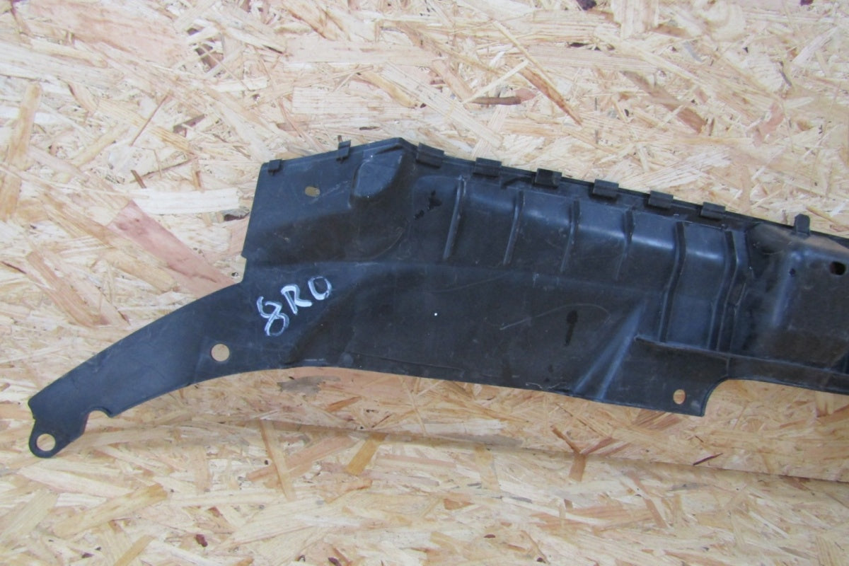 Zaštita pasa prednja prednja maskownica AUDI Q5 8R0 8R0807081 08-11