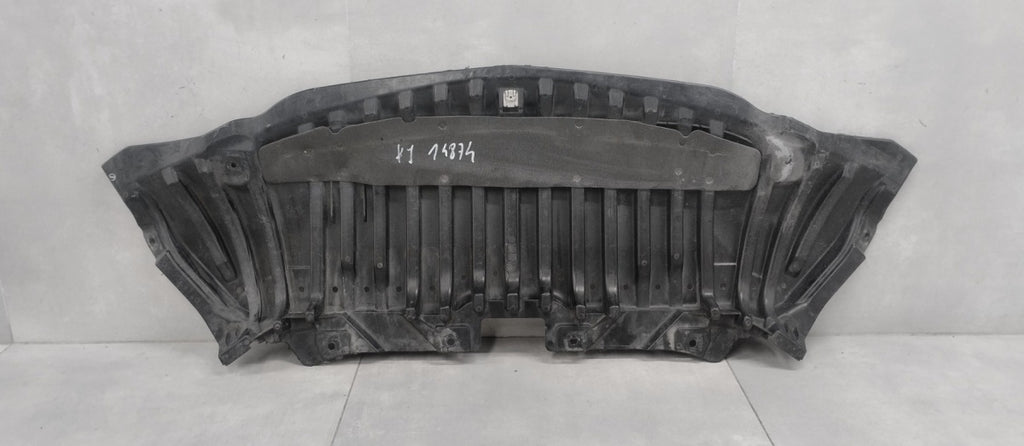 Prednji branik OSŁONA POD MERCEDES C klasa W205 14-21 A2055202400