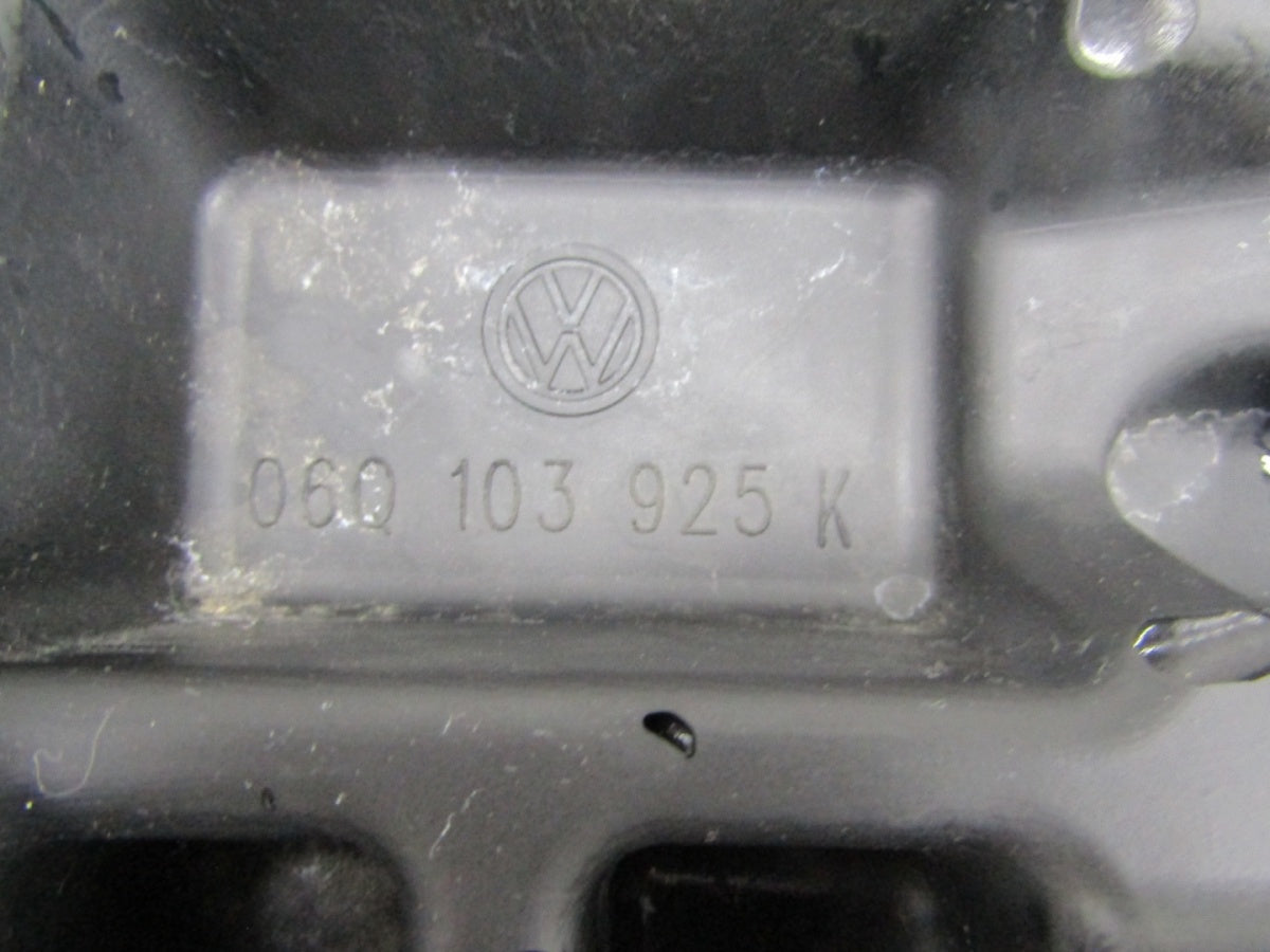 Zaštita motora pokrywa Audi Skoda VW 06Q103925