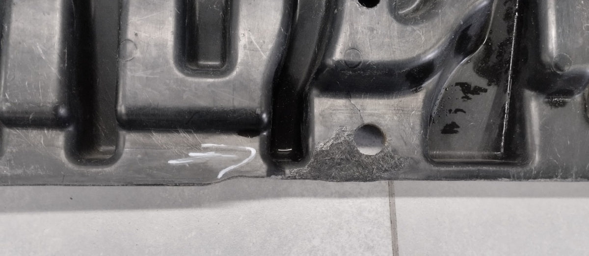 Prednji branik Osłona Płyta Pod Mercedes E klasa Coupe C207 A2075200623