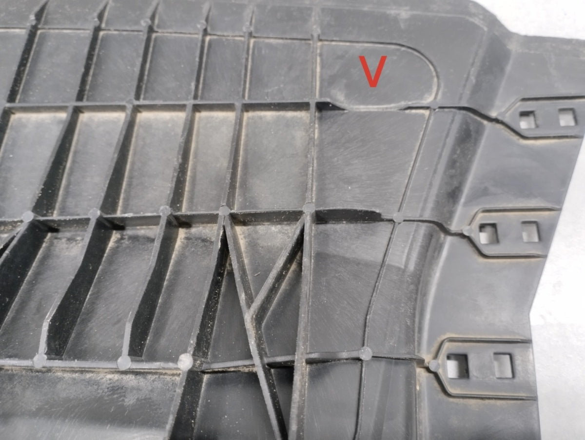 Zaštita dolna silnika VW T7 Multivan 7T0805962B