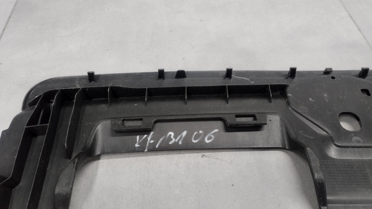 Zaštita maskownica pasa przedniego AUDI Q7 4M0 23-