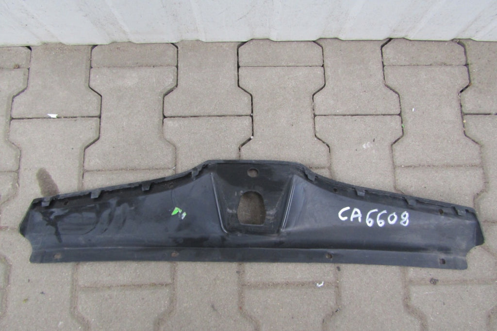 Zaštita pasa prednja maskownica Skoda Octavia IV 4 5E3 19-
