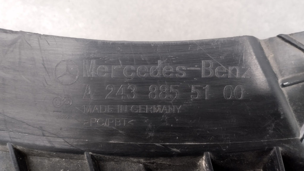 Zaštita pasa pas maskownica prednja MERCEDES EQB W243 21-