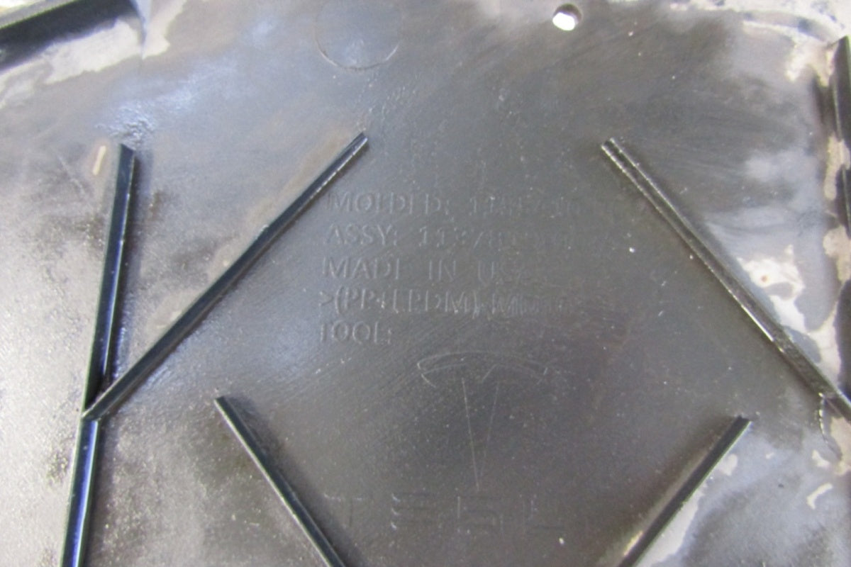 Zaštita płyta podłoga pod zderzak TESLA 3 17-
