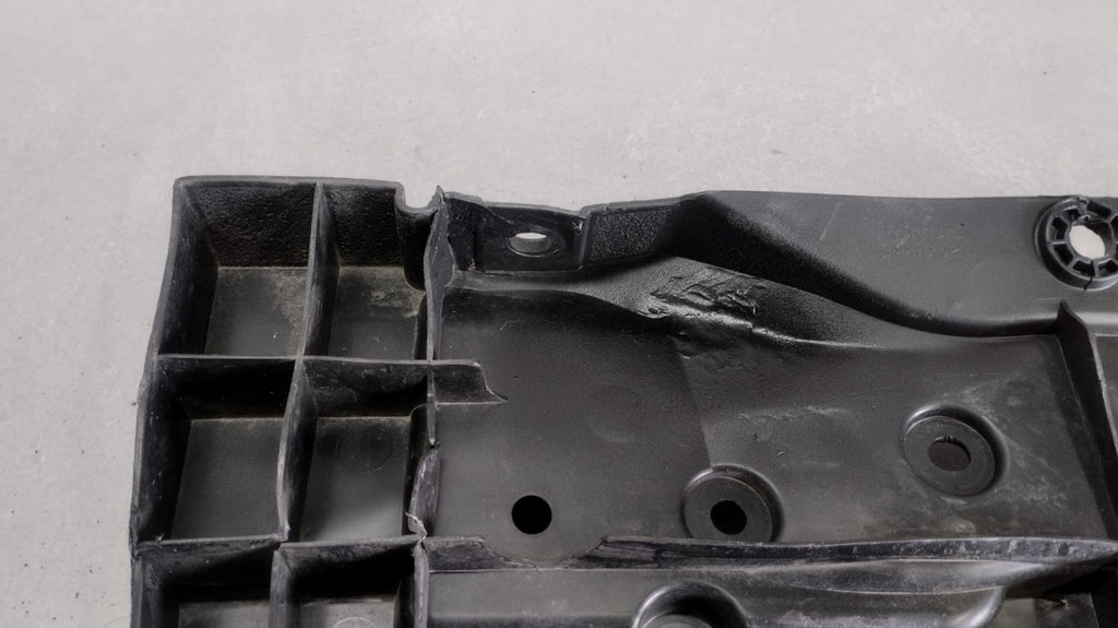 Prednji branik Osłona płyta podłoga pod HONDA JAZZ V 2021- 71175-TZA-J50