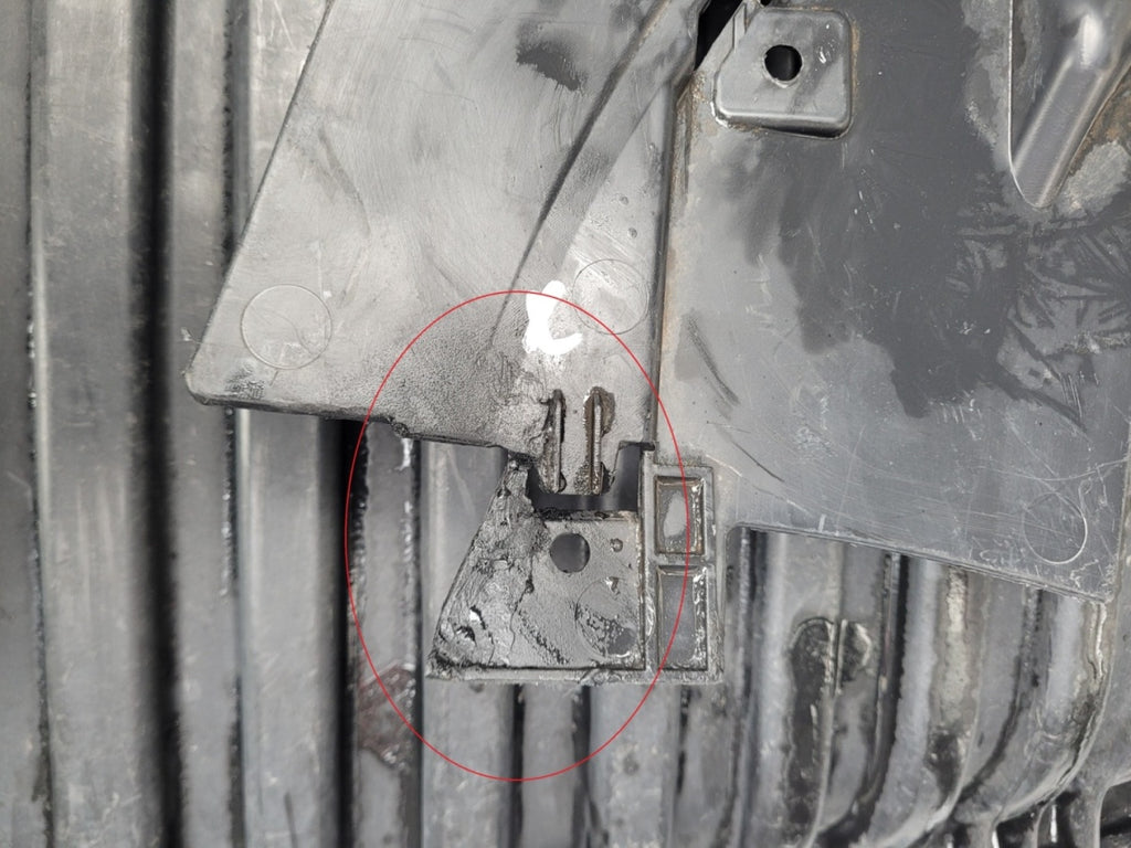 Prednji branik Osłona plyta podłoga pod Mercedes Vito W447 447 Lift 24-