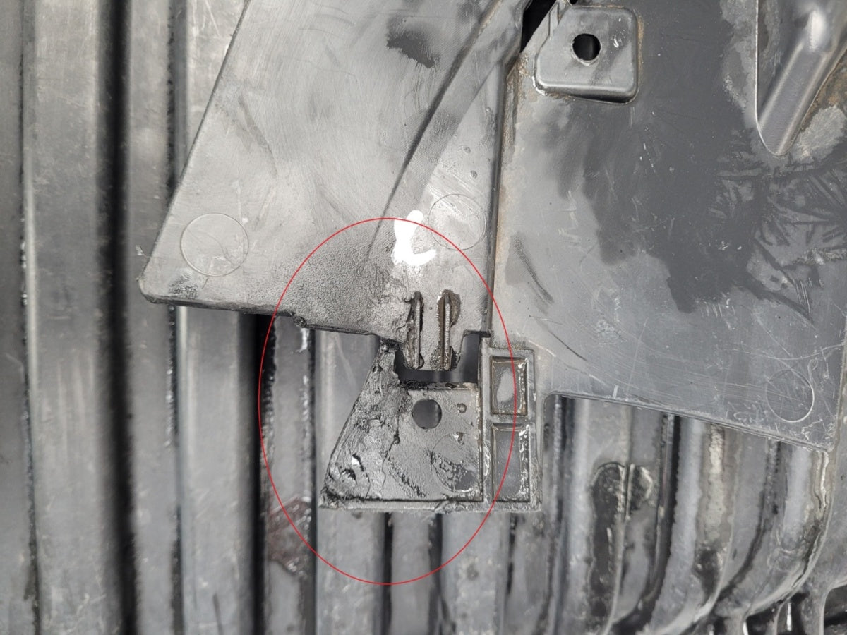 Prednji branik Osłona plyta podłoga pod Mercedes Vito W447 447 Lift 24-