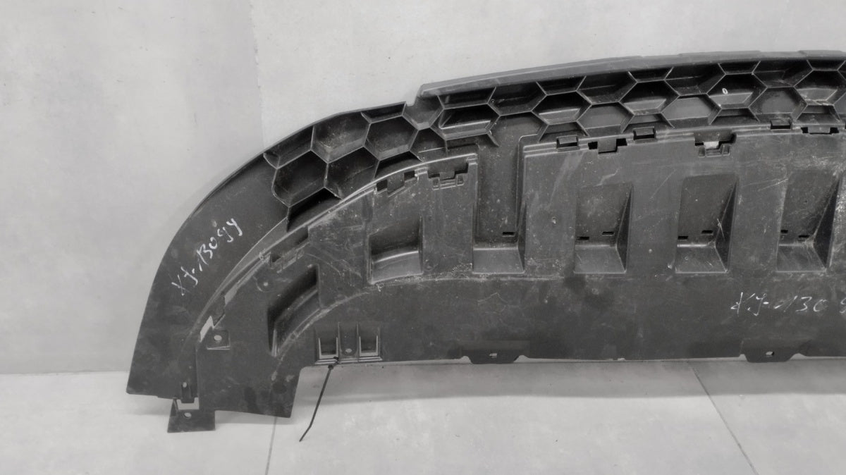Prednji branik Osłona plyta podłoga pod Mercedes Vito W447 447 Lift 24-