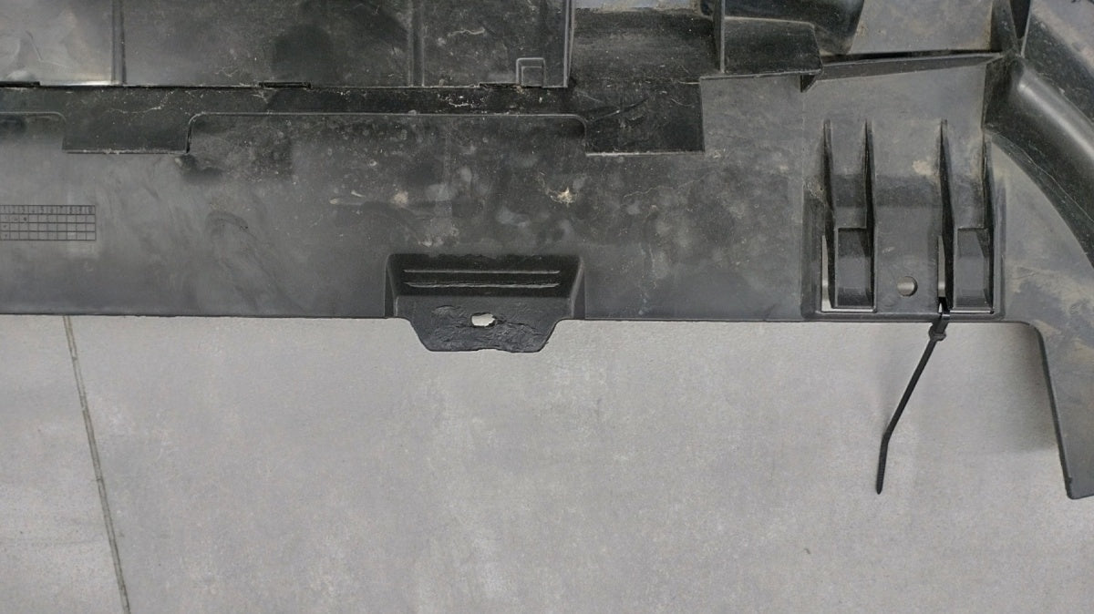 Prednji branik Osłona plyta podłoga pod Mercedes Vito W447 447 Lift 24-