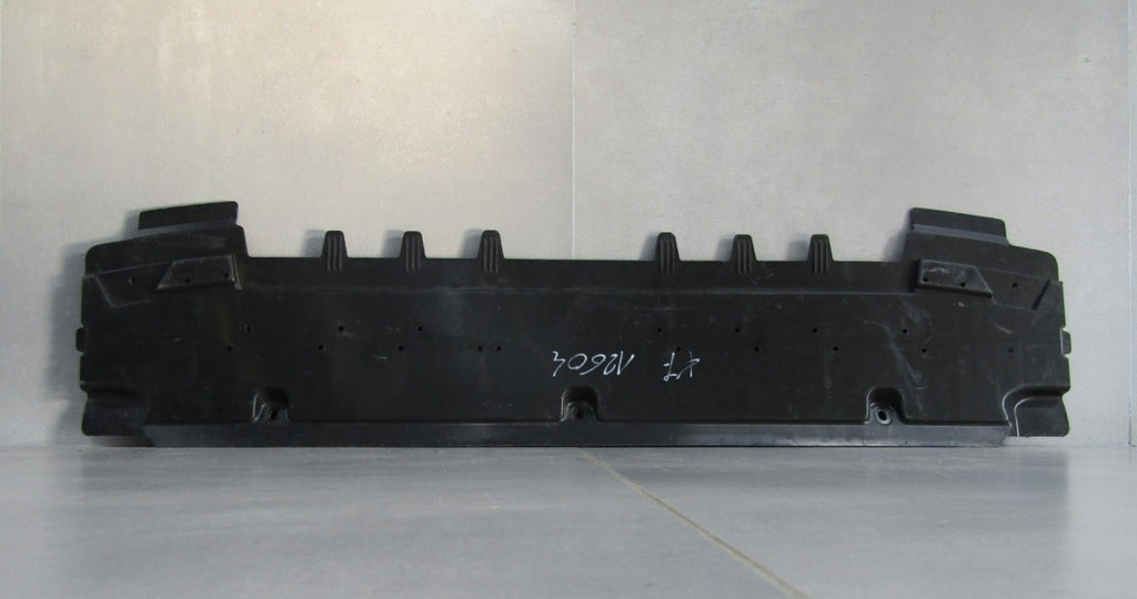 Prednji branik Osłona płyta podłoga pod AUDI Q3 II 83A807611 / 18-