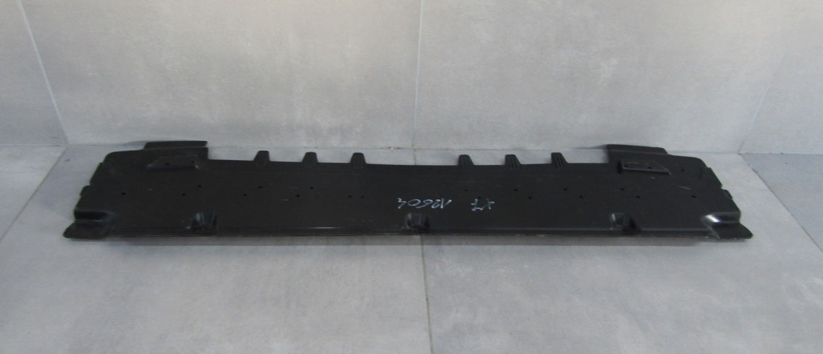 Prednji branik Osłona płyta podłoga pod AUDI Q3 II 83A807611 / 18-