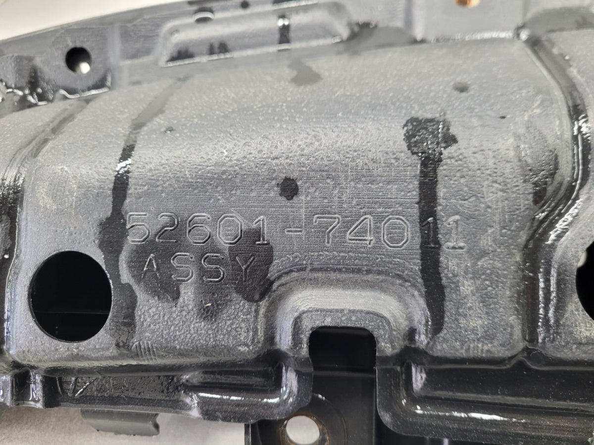 Prednji branik Osłona płyta podłoga pod zderzaka przedniego Toyota IQ 08-14