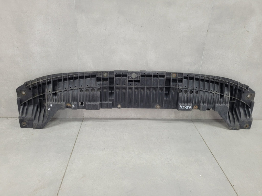 Prednji branik Osłona płyta podłoga pod Toyota Auris I Lift E15 06-12