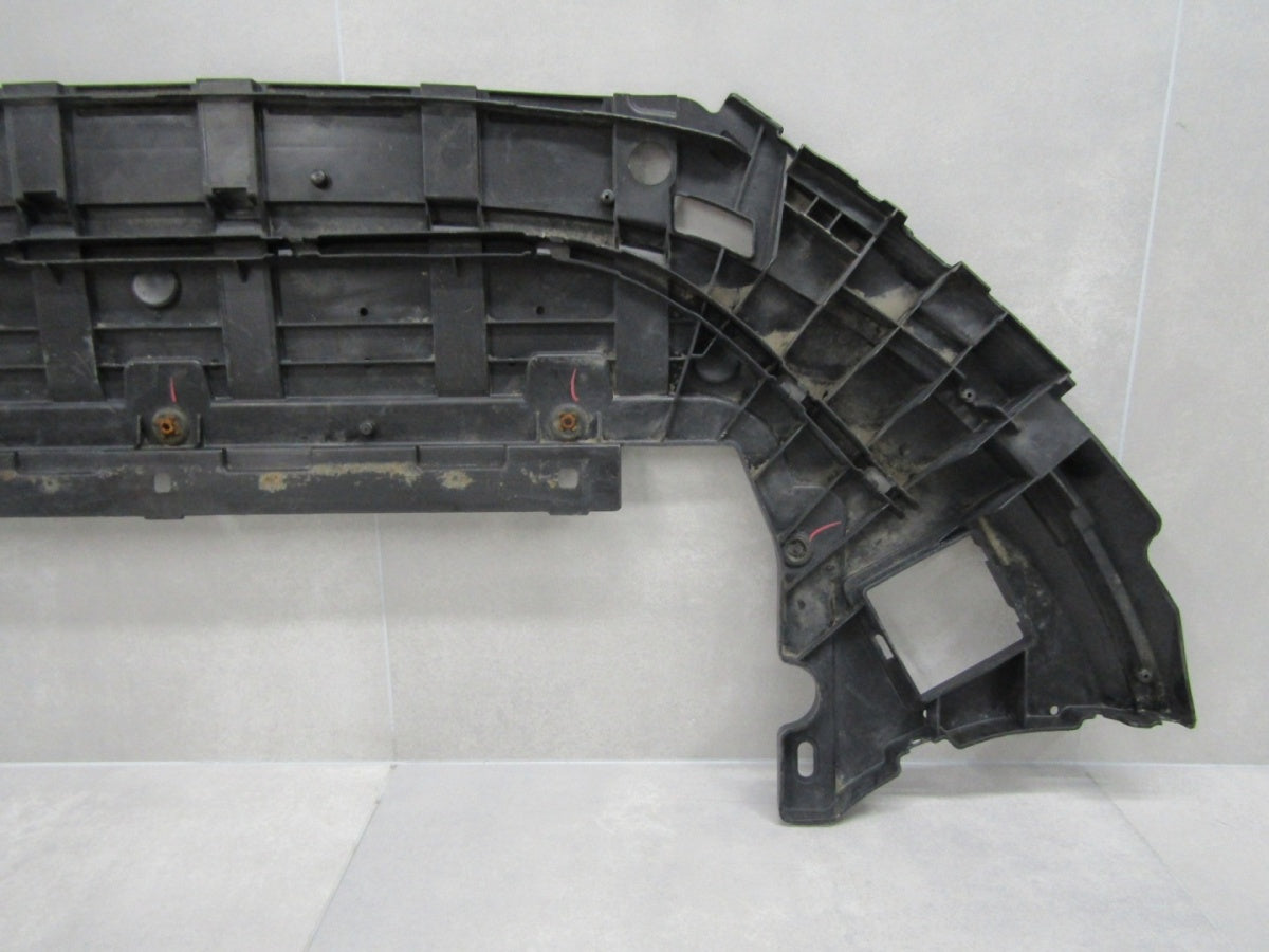 Prednji branik Osłona płyta podłoga zderzaka pod Volvo V40 II 2 12-16