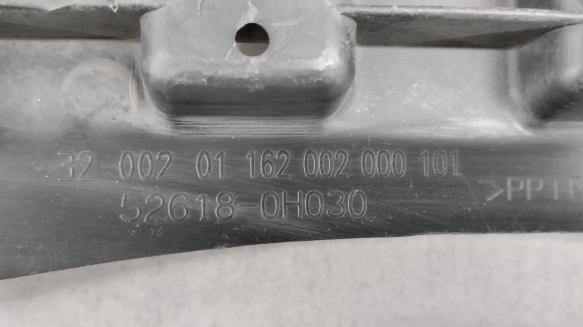 Zaštita płyta podłoga zderzaka prednja Toyota Aygo II Citroen C1 52618-0H030