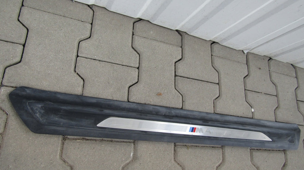 Lajsna praga obloga wewnętrzna BMW M4 F83