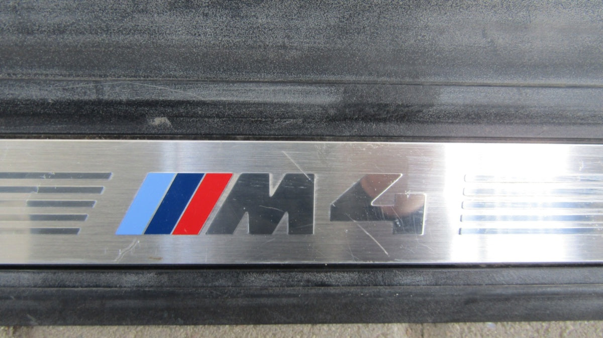 Lajsna praga obloga wewnętrzna BMW M4 F83