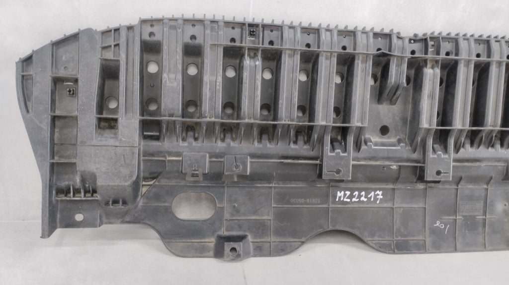 Prednji branik OSŁONA PŁYTA POD TOYOTA AVENSIS T27 LIFT 15-