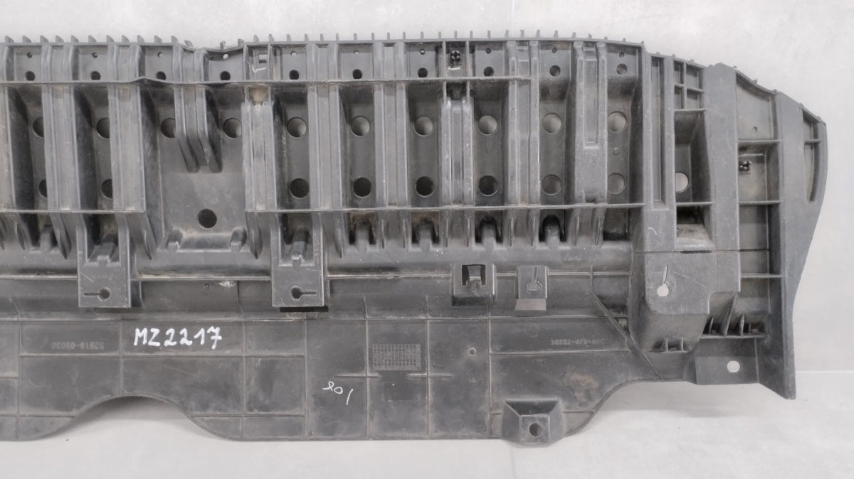 Prednji branik OSŁONA PŁYTA POD TOYOTA AVENSIS T27 LIFT 15-