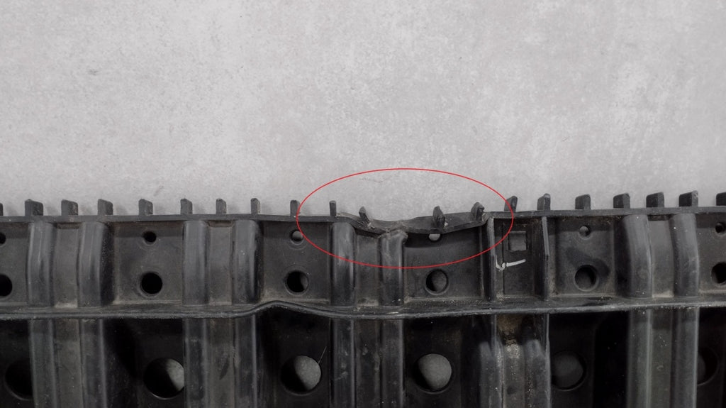 Prednji branik OSŁONA PŁYTA POD TOYOTA AVENSIS T27 LIFT 15-