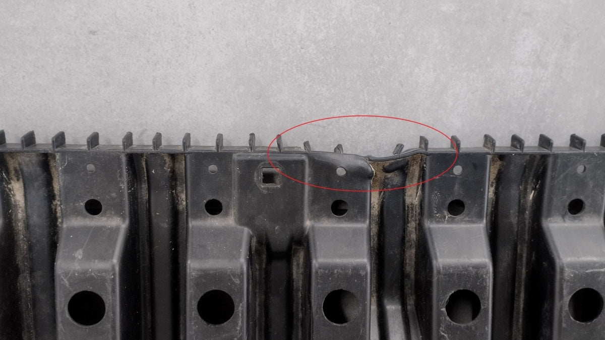 Prednji branik OSŁONA PŁYTA POD TOYOTA AVENSIS T27 LIFT 15-