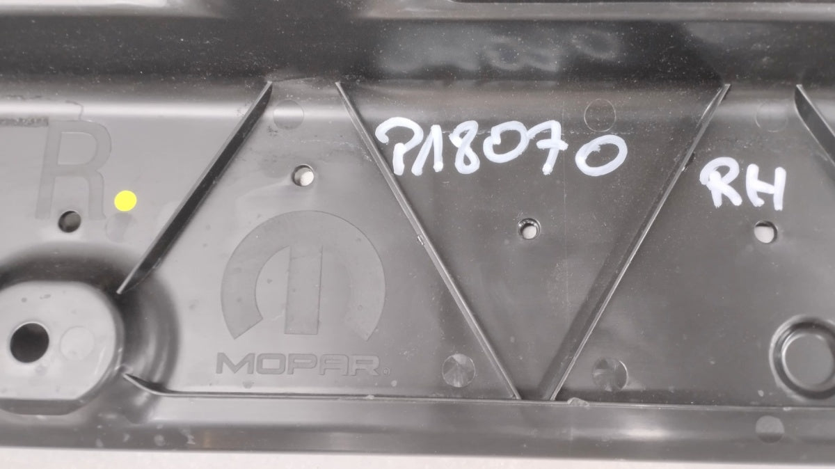 Zaštita Płyta podwozia RH desni Opel Frontera C 9857709380 5321 24-
