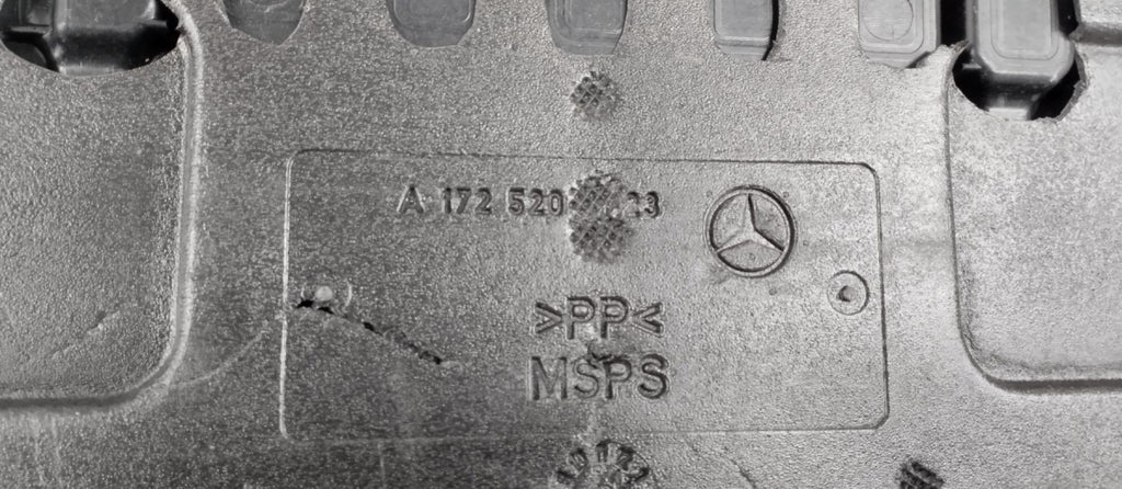 Prednji branik Płyta osłona pod Mercedes SLC W172 A1725201823