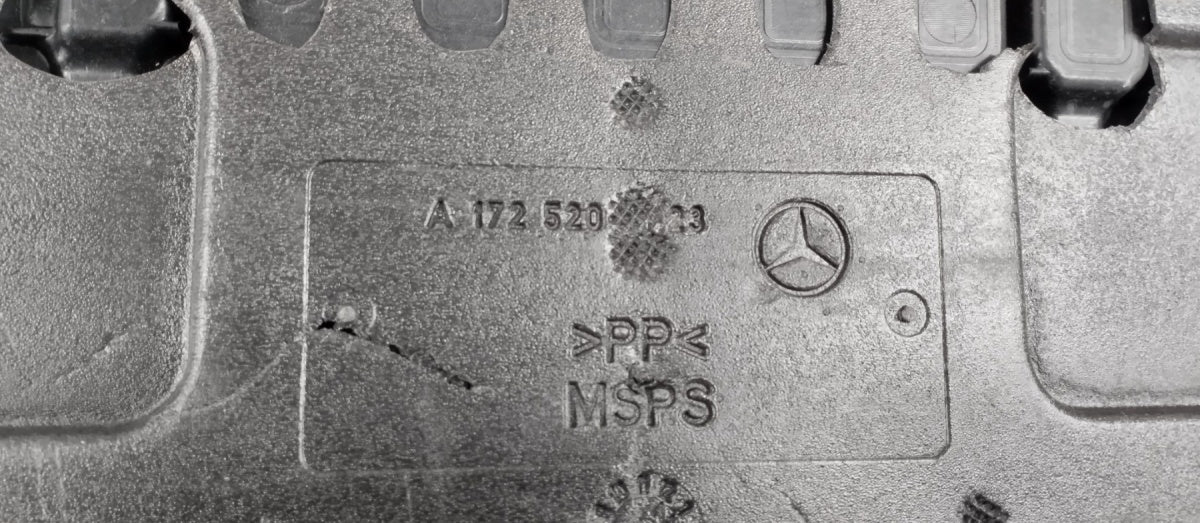 Prednji branik Płyta osłona pod Mercedes SLC W172 A1725201823