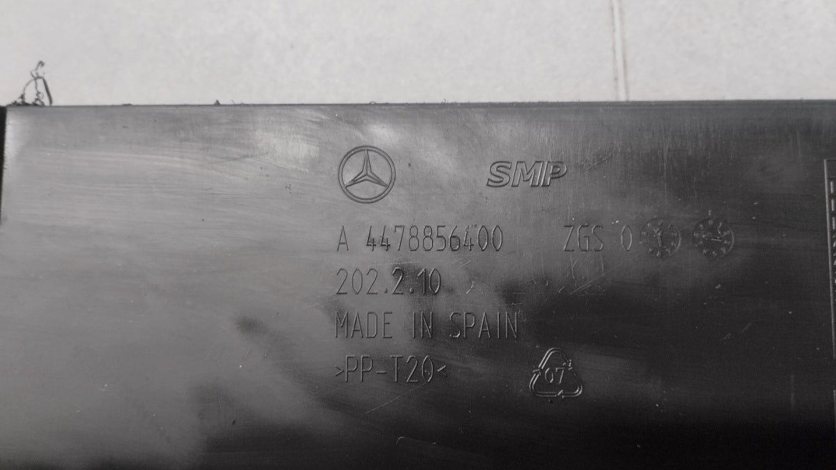 Zaštita Płyta pod zderzak Mercedes Vito V klasa W447 A4478856400 A4478857400