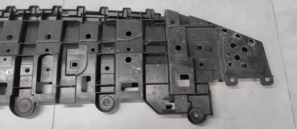 Zaštita ploča ispod branik Toyota Yaris IV GR 20- 52618-52160