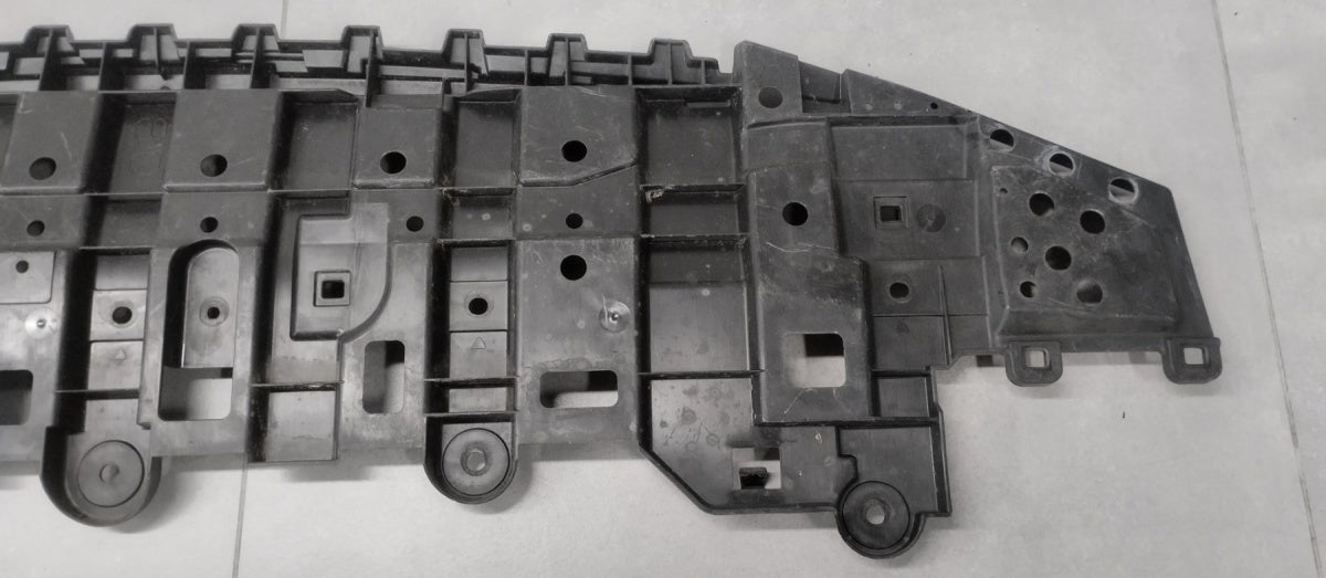Zaštita ploča ispod branik Toyota Yaris IV GR 20- 52618-52160