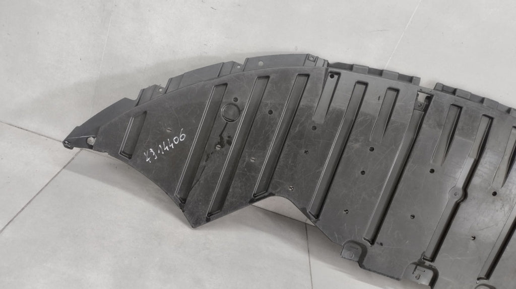 Zaštita Podłoga płyta pod zderzak Jaguar XE (model X760) GX7317F775AB