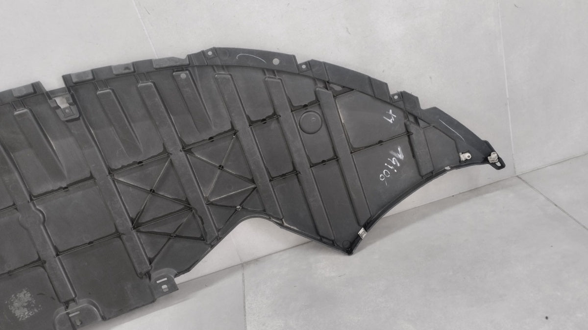 Zaštita Podłoga płyta pod zderzak Jaguar XE (model X760) GX7317F775AB