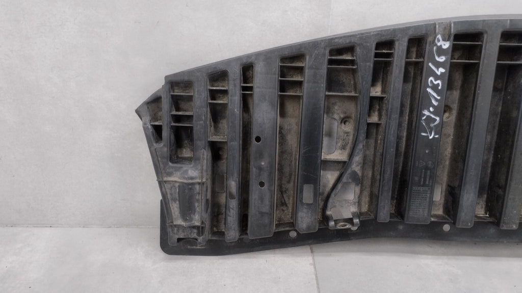 Prednji branik Płyta osłona pod NISSAN NOTE 2 II 12-15
